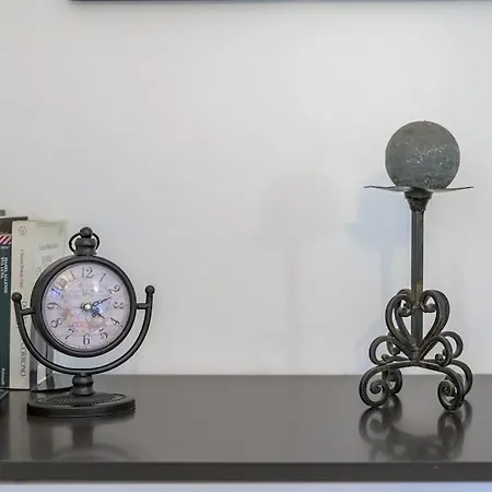 Lovely Nest Near Centre - Groundfloor 摩德纳