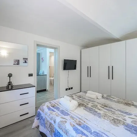 Lovely Nest Near Centre - Groundfloor Apartment *