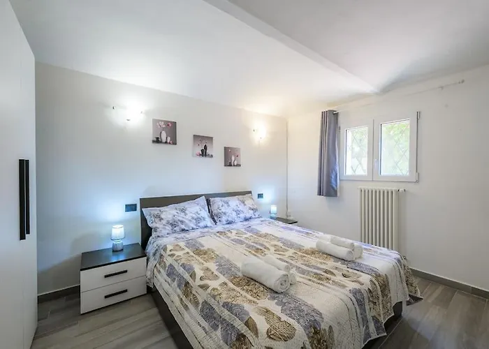 Apartment Lovely Nest Near Centre - Groundfloor *